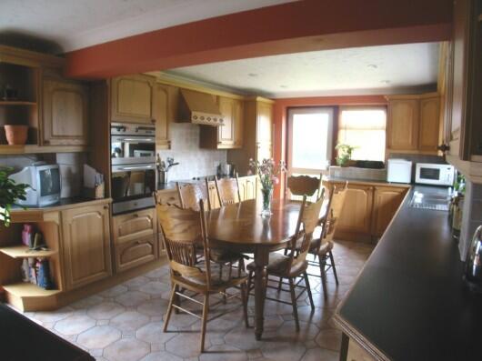 Kitchen/Breakfast Rm