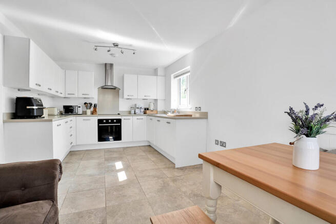 kitchen dining ro...