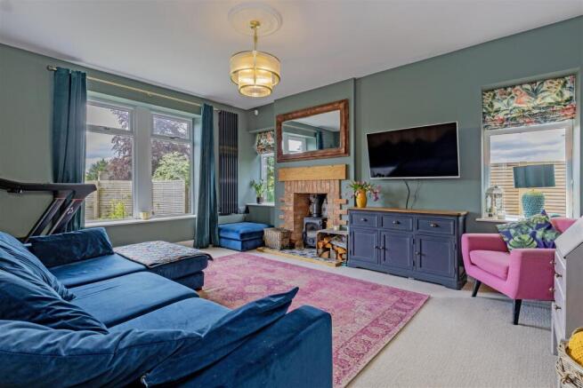 Reception Room-1.jpg