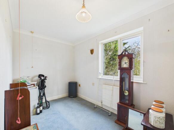 2 bed Apartment for sale Image 8