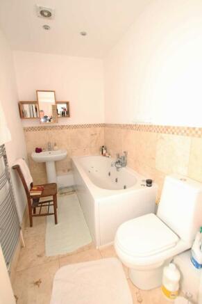 Photo 10