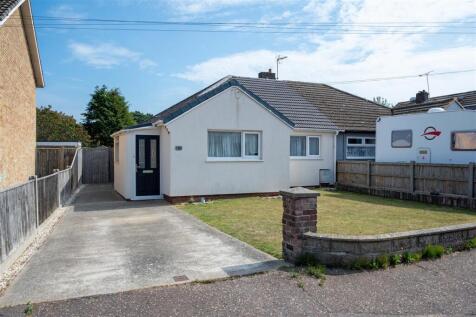 Old Church Road, Hopton