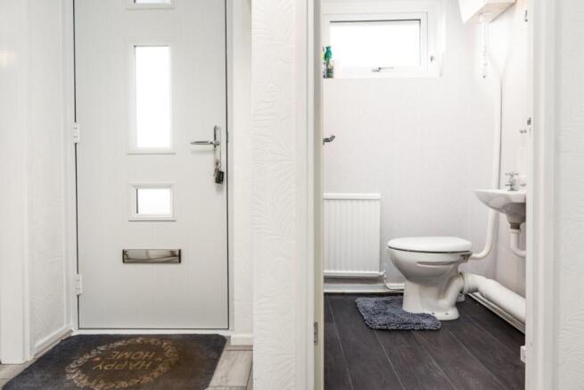 Cloakroom / WC