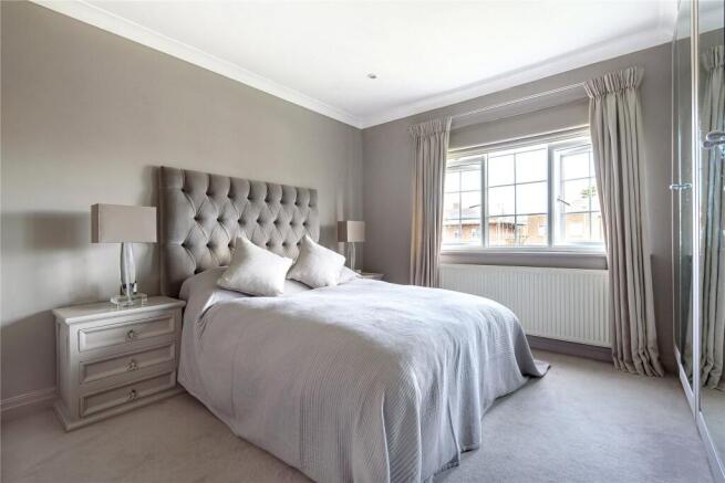 3 bed Town House for sale Image 7