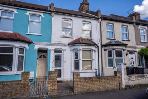 Victoria Road, Northfleet, Gravesend, Kent, DA11