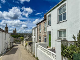 3, Compton Terrace, Campfield Hill, Truro TR1 1HL