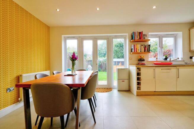 Kitchen Dining room