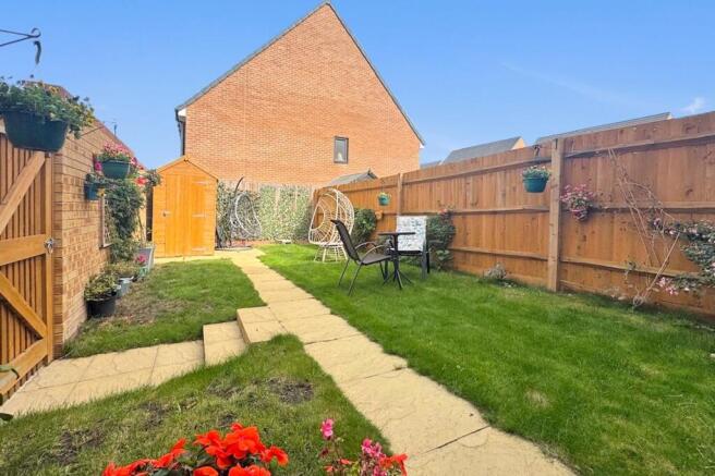 Thomas Stanley Drive, Rainham, Gillingham, ME8 photo 4