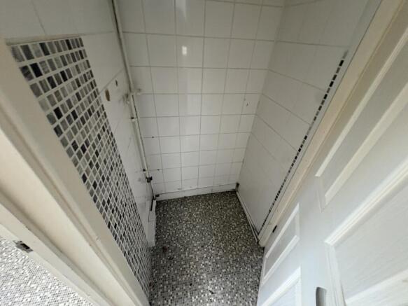 118 Phyllis Street, Barry, Vale of Glamorgan CF62 5UU photo 5