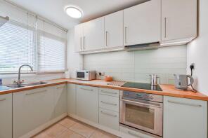 8, St James Court, Wricklemarsh Road, London SE3 0NE