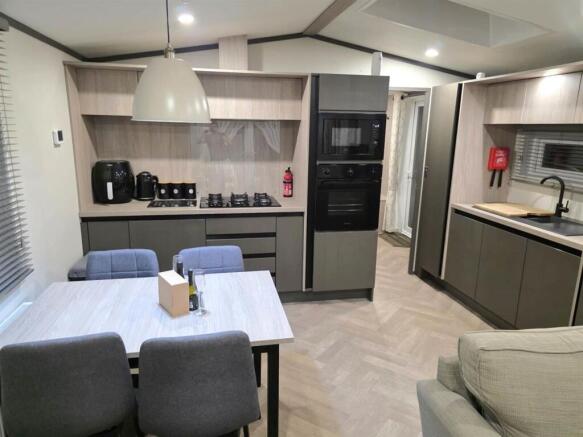 2 bed Lodge for sale Image 5