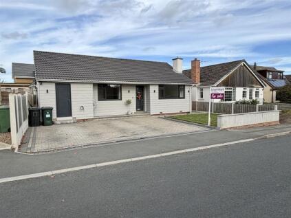 Lee Green, Mirfield