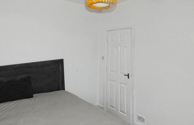 2 bed Flat for sale Image 7