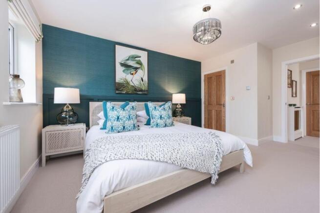 4 bed Detached for sale Image 8