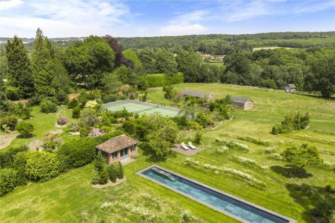 Pool & Gardens