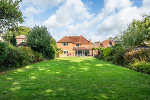 24, Balcombe Gardens, Horley RH6 9BY