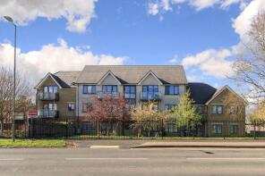 9, Matis House, Queensway, Hemel Hempstead HP2 5WU