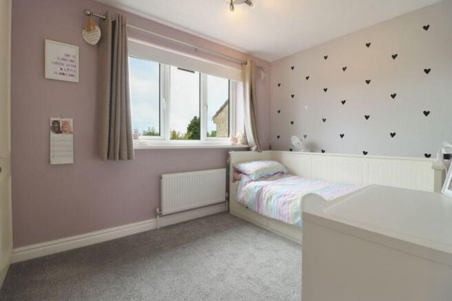 4 bed Detached for sale Image 11