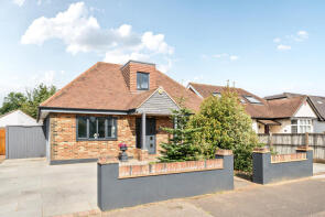 12, Kilmiston Avenue, Shepperton TW17 9DL