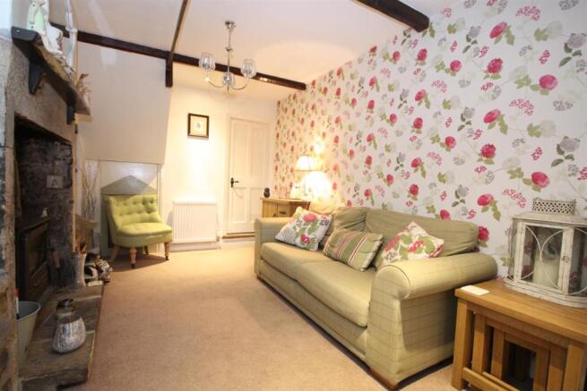 Ivy Cottage - Lounge pt3.JPG
