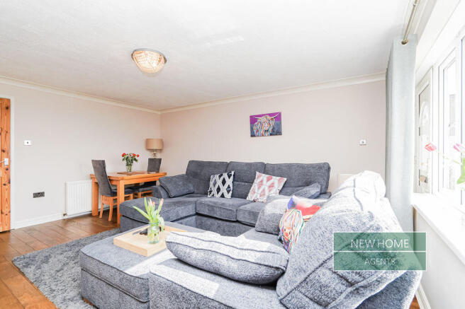 3 bed Terraced for sale Image 6