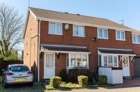 James Close, Withernsea