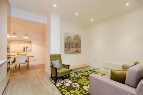 Putney Bridge Road, Putney, London, SW15