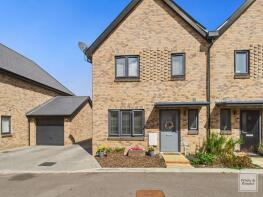 16, Charles Square, Cinders Lane, Arundel BN18 0XJ