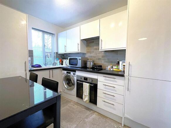 Kitchen.jpg