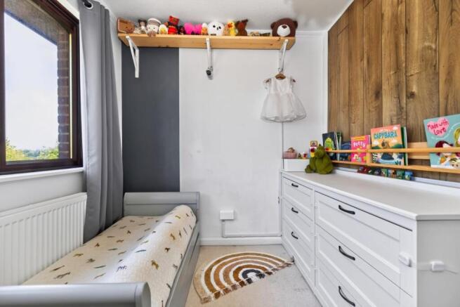 3 bed House for sale Image 10