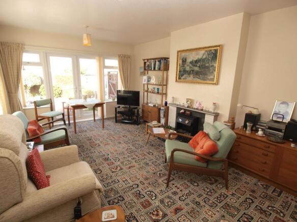 SITTING ROOM