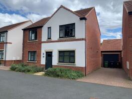 4, Parkview Place, West Park, Leeds LS16 5BY