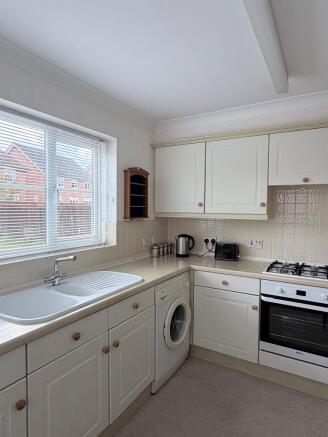 3 bed Detached for sale Image 4