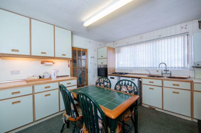 Dining kitchen