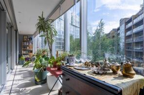 503, 28 Bessborough House, Circus Road West, London SW11 8EG