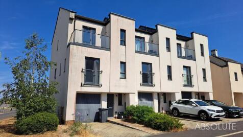 White Rock Road, Paignton, TQ4
