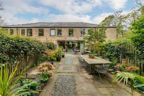 St. Georges Close, Jesmond, NE2