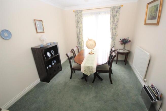 dining room.JPG