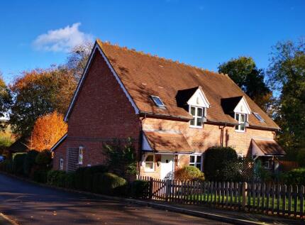 Stonehouse, Reading, RG8