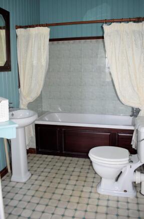 Bedroom 2 En Suite  (Copy)