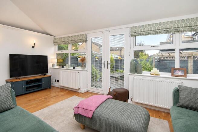 Clayton Hall Road, Cross Hills, BD20 photo 4