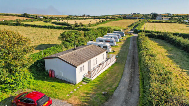 Chalet + Seasonal Pitches