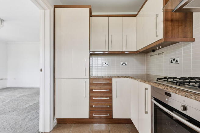 2 bed Apartment for sale Image 8