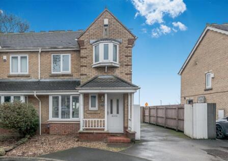 Scholars Walk, Eccleshill, Bradford, BD2