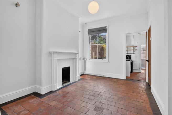 2 bed Terraced for sale Image 5