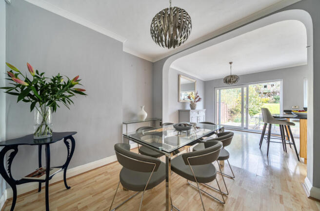 1433171-10-69c3d2...