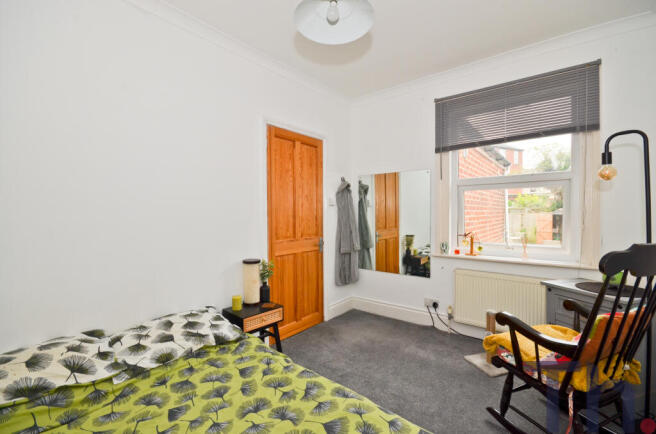 Bedroom 2.JPG