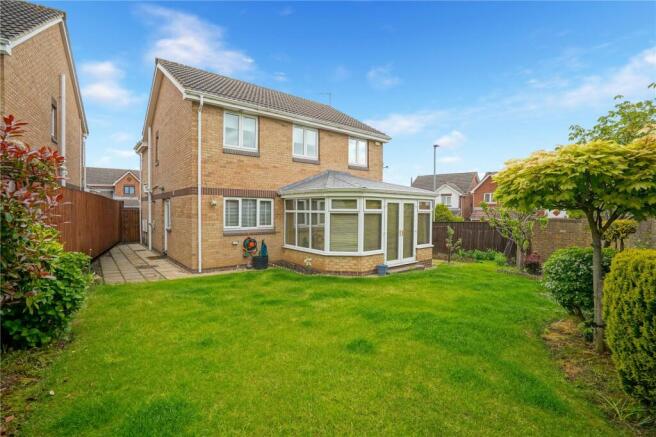 4 bed Detached for sale Image 4