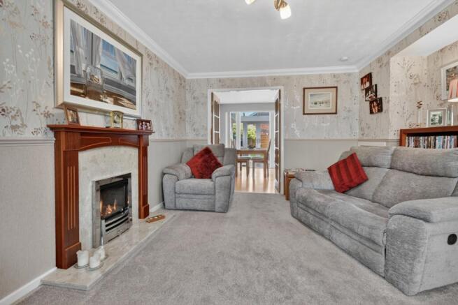 3 bed Detached for sale Image 6