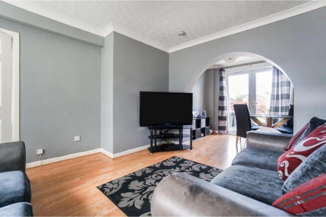 Lounge/Dining Room